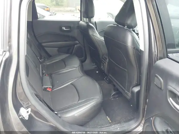 3C4NJDBB7MT517832 2021 JEEP COMPASS - Image 8