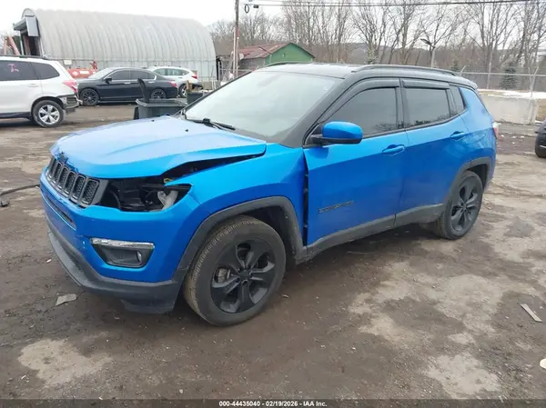 3C4NJDBB7MT560552 2021 JEEP COMPASS - Image 2