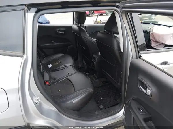 3C4NJDBB7MT569610 2021 JEEP COMPASS - Image 8