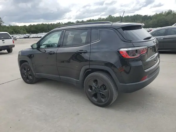 3C4NJDBB7MT573818 2021 JEEP COMPASS - Image 2