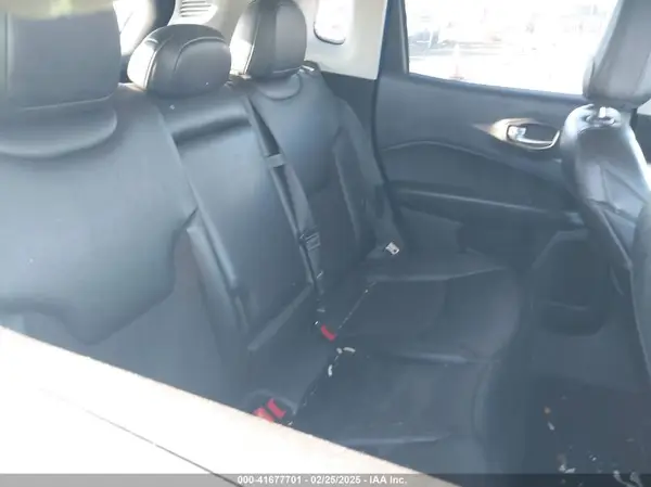 3C4NJDBB7MT592742 2021 JEEP COMPASS - Image 8