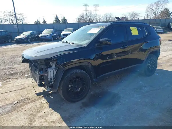 3C4NJDBB7MT596533 2021 JEEP COMPASS - Image 2