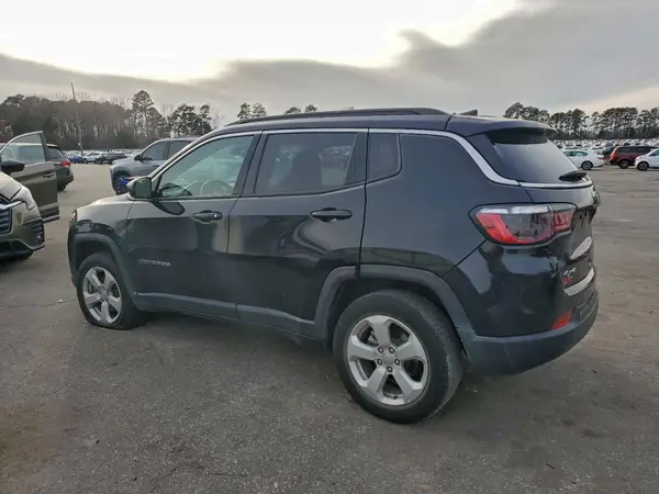 3C4NJDBB7MT599710 2021 JEEP COMPASS - Image 2