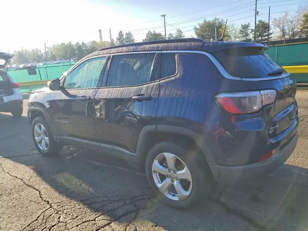 3C4NJDBB7MT601519 2021 JEEP COMPASS - Image 2