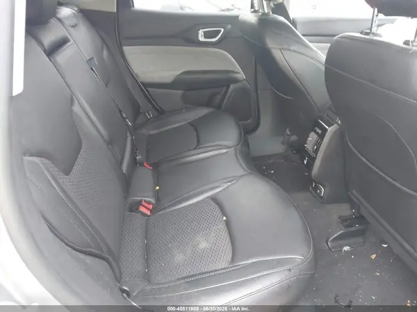 3C4NJDBB7NT102155 2022 JEEP COMPASS - Image 8