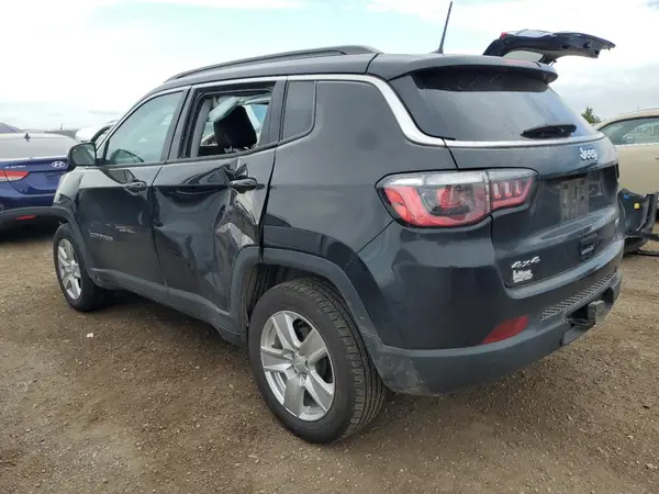 3C4NJDBB7NT107601 2022 JEEP COMPASS - Image 2