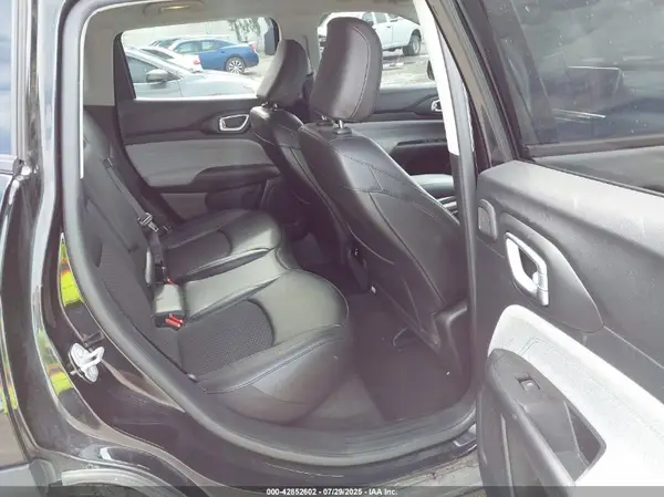 3C4NJDBB7NT108991 2022 JEEP COMPASS - Image 8