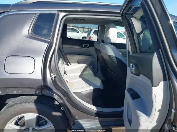 3C4NJDBB7NT111468 2022 JEEP COMPASS - Image 8