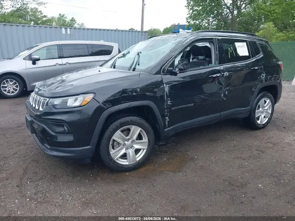 3C4NJDBB7NT120719 2022 JEEP COMPASS - Image 2