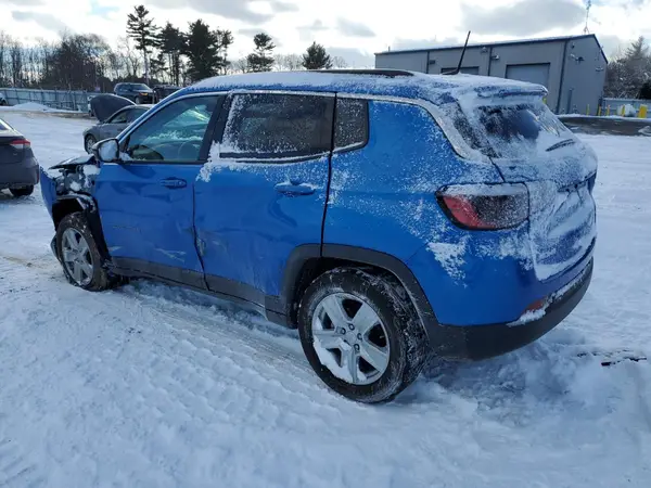 3C4NJDBB7NT121966 2022 JEEP COMPASS - Image 2