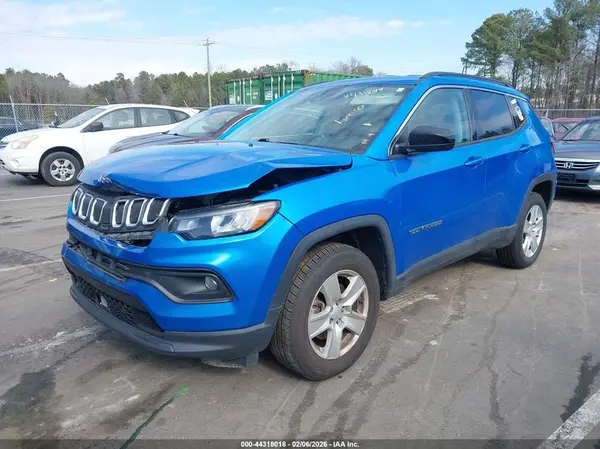 3C4NJDBB7NT129422 2022 JEEP COMPASS - Image 2