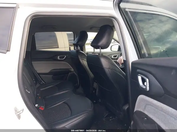 3C4NJDBB7NT129971 2022 JEEP COMPASS - Image 8