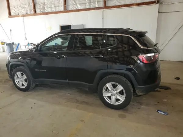 3C4NJDBB7NT136726 2022 JEEP COMPASS - Image 2