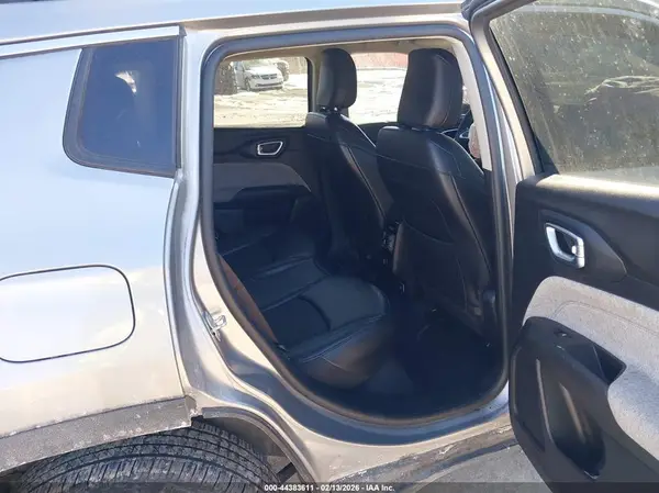 3C4NJDBB7NT152876 2022 JEEP COMPASS - Image 8