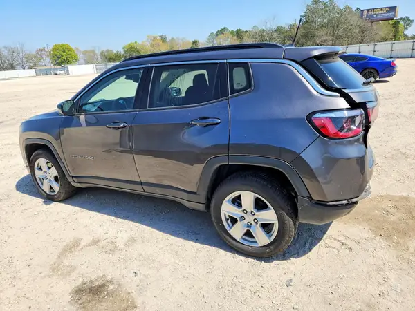 3C4NJDBB7NT164817 2022 JEEP COMPASS - Image 2