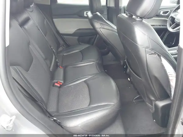 3C4NJDBB7NT168589 2022 JEEP COMPASS - Image 8