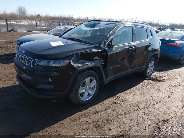 3C4NJDBB7NT231500 2022 JEEP COMPASS - Image 2