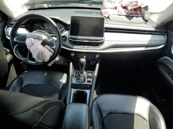 3C4NJDBB7NT231769 2022 JEEP COMPASS - Image 8