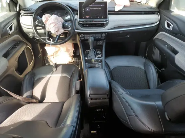 3C4NJDBB7NT234087 2022 JEEP COMPASS - Image 8