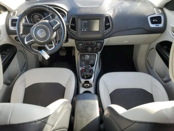 3C4NJDBB8HT616908 2017 JEEP COMPASS - Image 8