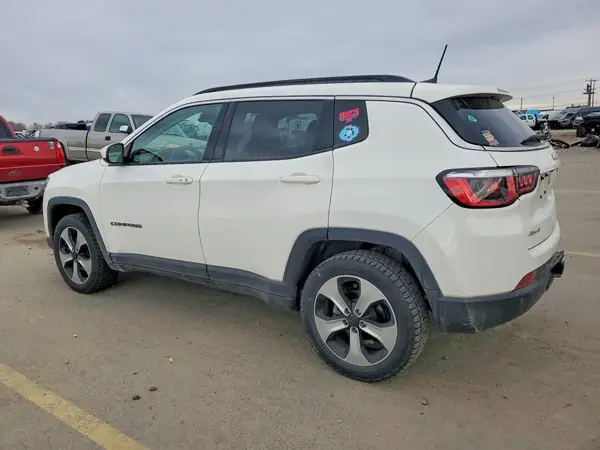 3C4NJDBB8HT624250 2017 JEEP COMPASS - Image 2