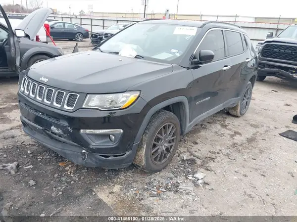 3C4NJDBB8HT624894 2017 JEEP COMPASS - Image 2