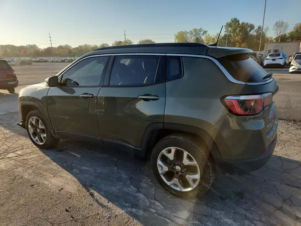 3C4NJDBB8HT660536 2017 JEEP COMPASS - Image 2