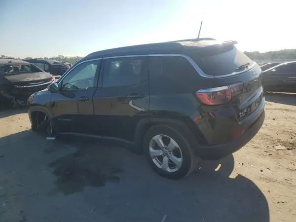 3C4NJDBB8HT660911 2017 JEEP COMPASS - Image 2