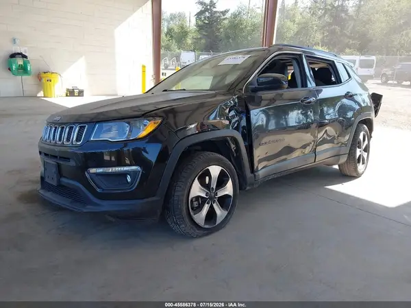 3C4NJDBB8HT664392 2017 JEEP COMPASS - Image 2