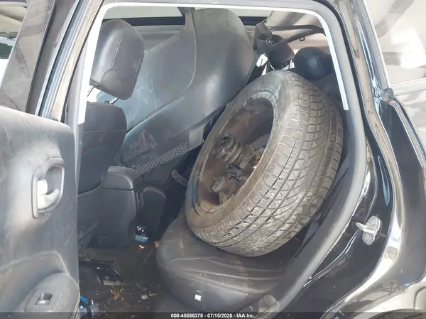 3C4NJDBB8HT664392 2017 JEEP COMPASS - Image 8