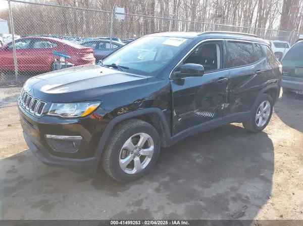 3C4NJDBB8HT679989 2017 JEEP COMPASS - Image 2