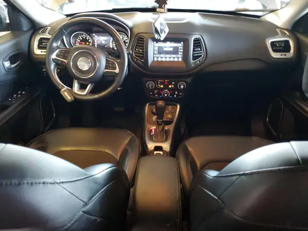 3C4NJDBB8JT103292 2018 JEEP COMPASS - Image 8