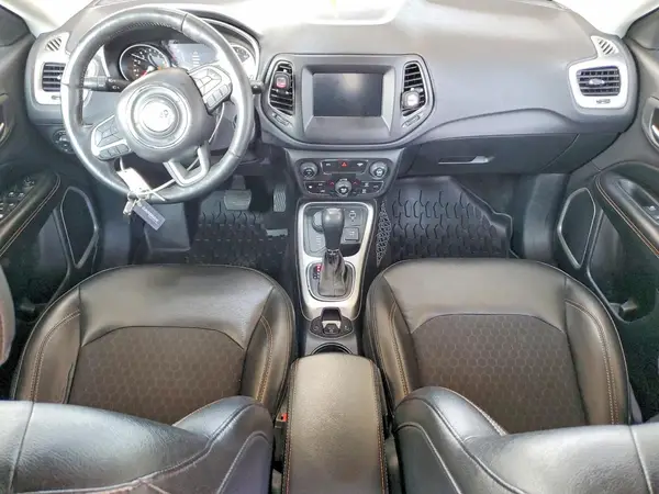 3C4NJDBB8JT113871 2018 JEEP COMPASS - Image 8