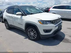3C4NJDBB8JT117371 2018 JEEP COMPASS