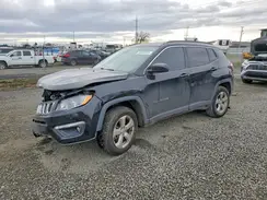 3C4NJDBB8JT117483 2018 JEEP COMPASS