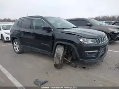 3C4NJDBB8JT145686 2018 JEEP COMPASS