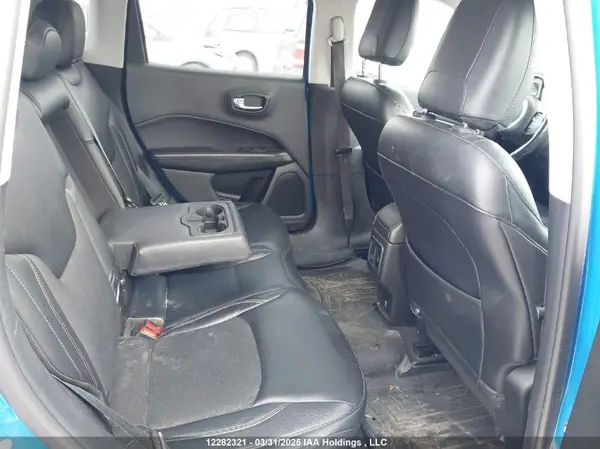 3C4NJDBB8JT145865 2018 JEEP COMPASS - Image 8