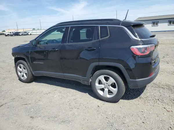 3C4NJDBB8JT152976 2018 JEEP COMPASS - Image 2