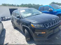 3C4NJDBB8JT155120 2018 JEEP COMPASS