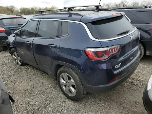 3C4NJDBB8JT162164 2018 JEEP COMPASS - Image 2