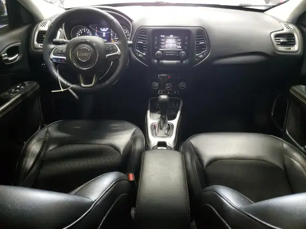 3C4NJDBB8JT167820 2018 JEEP COMPASS - Image 8