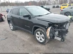 3C4NJDBB8JT169275 2018 JEEP COMPASS