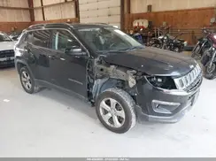 3C4NJDBB8JT179272 2018 JEEP COMPASS