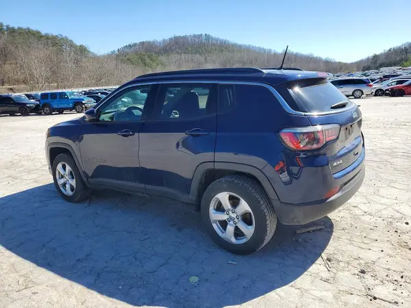 3C4NJDBB8JT190806 2018 JEEP COMPASS - Image 2