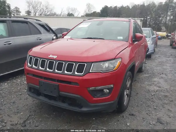3C4NJDBB8JT202145 2018 JEEP COMPASS - Image 2