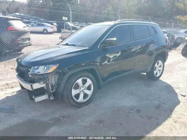 3C4NJDBB8JT202680 2018 JEEP COMPASS - Image 2
