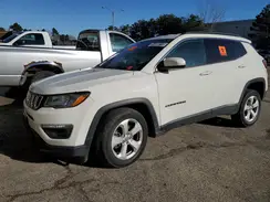 3C4NJDBB8JT239776 2018 JEEP COMPASS