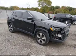 3C4NJDBB8JT246517 2018 JEEP COMPASS
