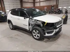 3C4NJDBB8JT252477 2018 JEEP COMPASS