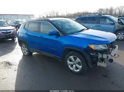 3C4NJDBB8JT253273 2018 JEEP COMPASS